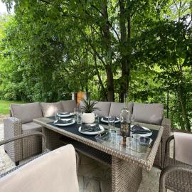 Green District - Riverside Luxury Lodge, hotel in Banja Luka