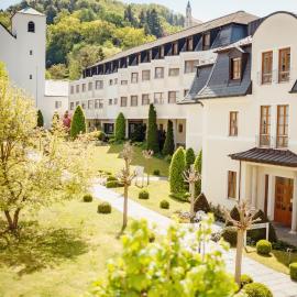 Kloster St. Josef – hotel w mieście Neumarkt in der Oberpfalz