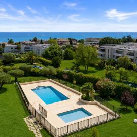 Le Thalassa - Spacious - Sea View - AC - Parking - Pool