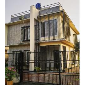 Villa 27, מלון בSonāpur