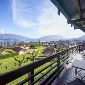 Chez Lorette - vue lac et montagne