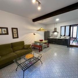 Apartamentos Mula y Morales - Bajos céntricos con entrada independiente, Hotel in Talavera de la Reina