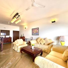 Cozy 2BHK Sea View Apartment in Panjim, hotel in Dona Paula