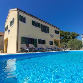 Villa Riva Krapanj, hotel v destinácii Krapanj