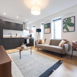 Urban Retreat - Stylish One-Bedroom Studio, hotel in Stockport
