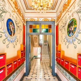One minute from Beach - Air conditioning - Wi-Fi - Tram - Fully equipped kitchen, hotel Nizzában