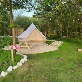 Camp Corve, hotel a Chalegreen