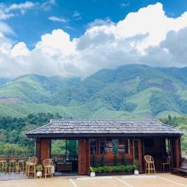 อ้อมกอดบ้านสะปัน Omkod Baan Sapan, hotel em Ban Huai Ti