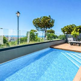 Cozy Home In Torre Del Mar, hotel in Torre del Mar