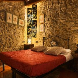 La Rocca Sospesa - Portico delle Foglie Apricale