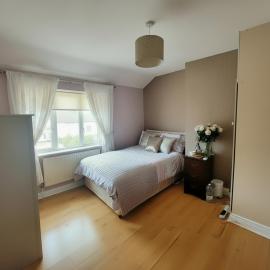 Modern Double Room - 3 Min to Luas - Free Parking - Kilmainham - Heuston direct Airport Link