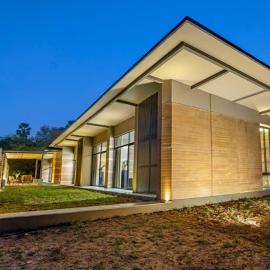 Daksh The Earth House Pavagadh, hotel en Hālol