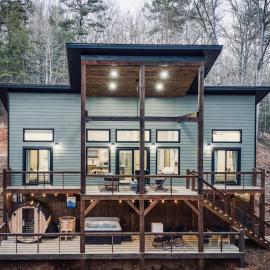 Mountain Spa Cabin- Massages, Hot Tub, Sauna, Cold Plunge, hotel em Morganton