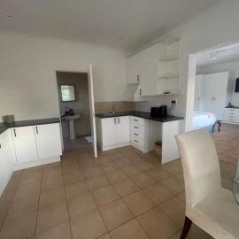 Comfort & Convenience, hotel en Edenvale