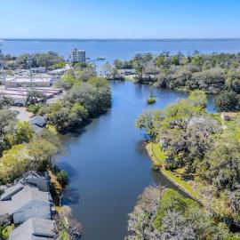 Elite-Mins 2 HCA St Vincents- Everbank & Downtown & Friendship Fountain, hotel i Jacksonville