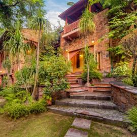 Hostie Chinar Haveli and Tranquil Greens Rustic 8 BHK Estate with two swimming pools