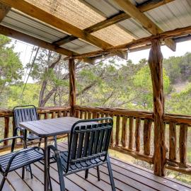 Cedar Falls Cabin 2: Family Getaway By Honey Creek, hotel a Davis