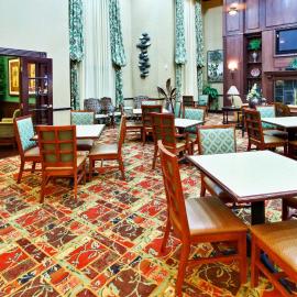 Holiday Inn Express Hotel & Suites DFW West - Hurst by IHG, готель у місті Герст