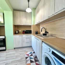 Smart Choice Family Stay by ApartMAX、ヴァルナ・シティのホテル