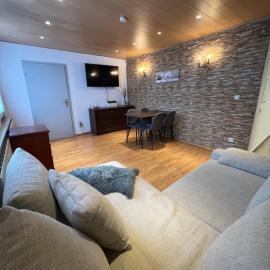 Monteurwohnung mit Parkplätzen, flexibler Check-in, Küche und Smart TV in Bad Sobernheim, Kreis Bad Kreuznach