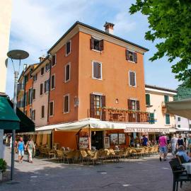 Casa Katy 2, hotel in Garda