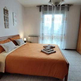La Casa Della Fenice Large 78 sqm apartment, hotelli kohteessa Brembate