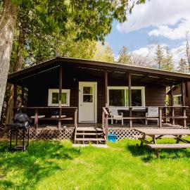 2-Bedroom Cottage #9 - Ambleside, hotel en Kawartha Lakes
