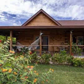 Blue Mountains Cabin, hotel a Boquete