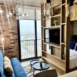 Comfort and style in downtown