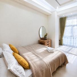 Квартира-галерея в центре-просторно-уютно, hotel in Dushanbe