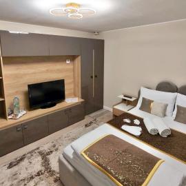 Delfinului Retreat, hotel a Ovidiu