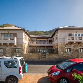 Millwood Apartment