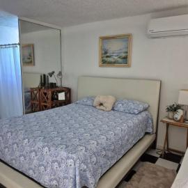 Cozy 1BR Apartment in Levittown for 2 Guests, Hotel in Levittown