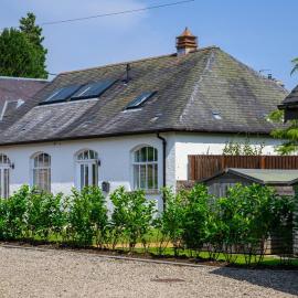 The Coach House, hotel em Alyth