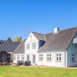 14 person holiday home in Ribe: Ribe şehrinde bir otel