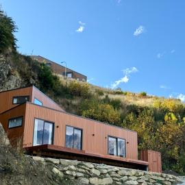 Cozy Hillside Escape Spot Mount &Lake View, hotell i Queenstown