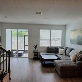 NEW! Modern & Private Home Pool, Gym, Playground, hotel in St. Augustine