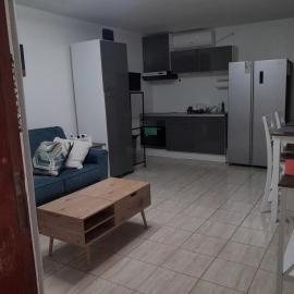 Gated Flexible Check-In & Check-Out 1-Bedroom Apartment Lowland Sint Maarten, hotel en Cupecoy
