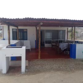 Viesnīca Crux Club Playa pilsētā Tumbesa