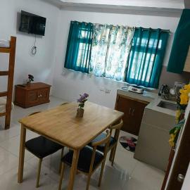 Your Amazing and Comfortable Home Near town Unit 3