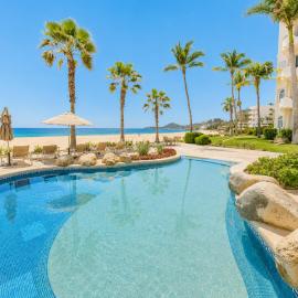 Mykonos Recently remodeled 1BR Beach Escape great view!