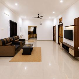 Newly Built Beautiful and Spacious 2bhk in Tirupati Near Bus stand and Railway Station, hotel u gradu 'Tirupati'