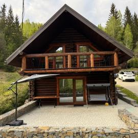 Zrub House Карпати, hotel a Rozhanka Nizhnyaya