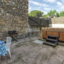 Can Castelló Baix, khách sạn ở Viladamat