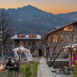 StayVista at The River Story - Raison with Lawn, BBQ