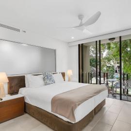 Vista Bleu - King Suite at Temple Resort, hotel a Palm Cove