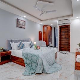 Restin Hotel - Spectrum Mall Road - Sector 101, hotell i Noida