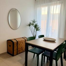 Eva Boutique Apartments 2BR Contemporary Stay Near Cagliari
