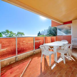 Résidence "Le Golfe Bleu", hotel v destinaci Roquebrune-Cap-Martin