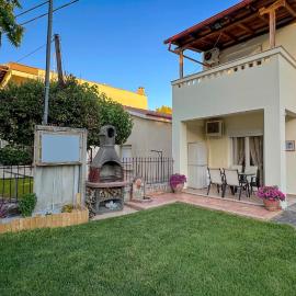 Aegean Sands Coastal villa with garden in the heart of Siviri